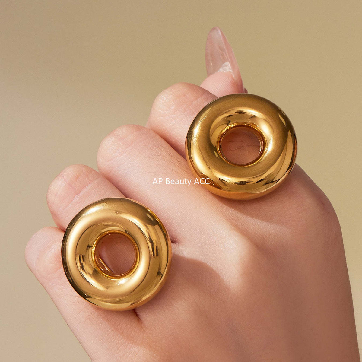 D관 - 빅 원형 오픈형 스테인리스 스틸 18K 도금 반지 [A076] 25.09-4