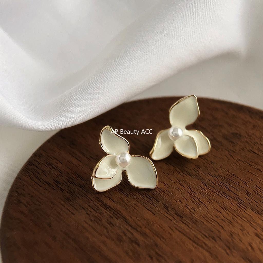 C관 - 산뜻한 플라워 디자인 14K 도금 오일 코팅 은침 엘레강스 귀걸이 [3619] 24.03-2