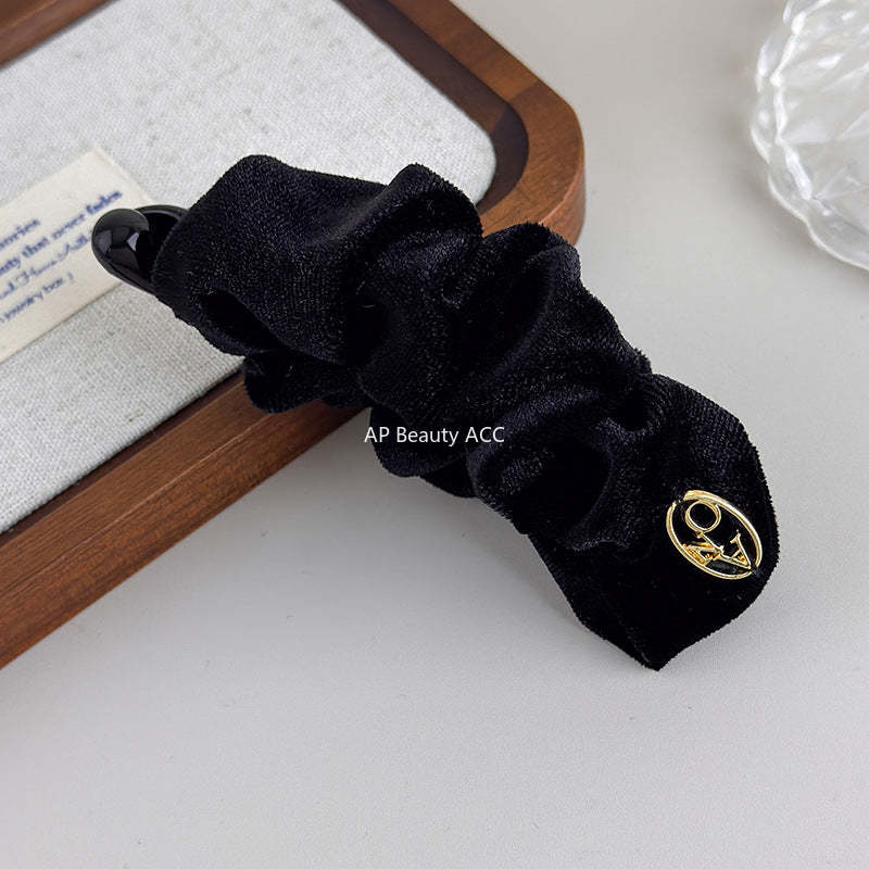 E관 - 벨벳 소재 주름 디자인 집게핀 [27709] 25.11-3