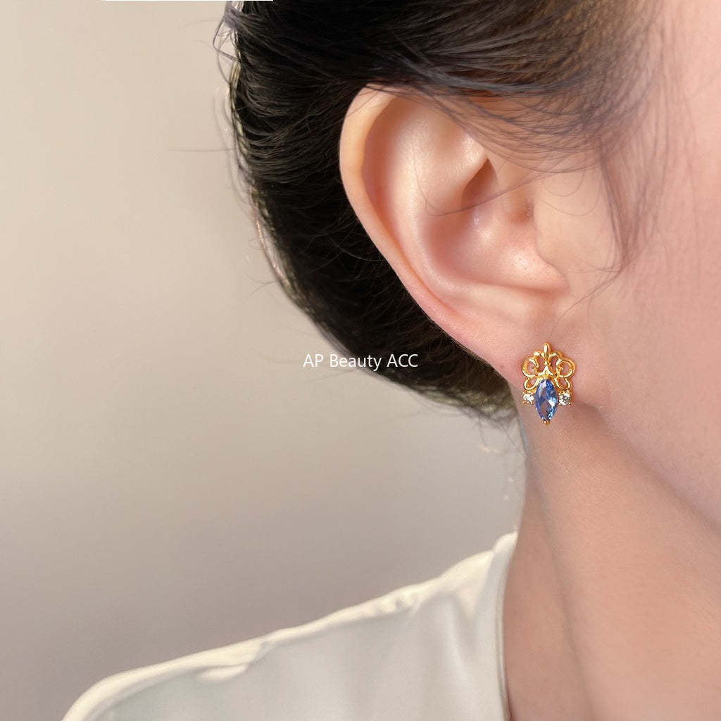 C관 - 아이리스 플라워 블루 큐빅 925 은침 귀걸이 [7163] 25.11-4