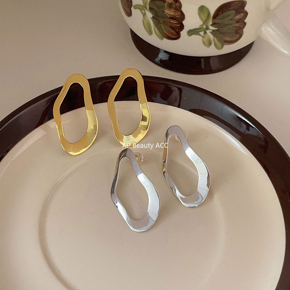 F관 - 925 실버 비정형 원형 귀걸이 [C588] 25.11-1