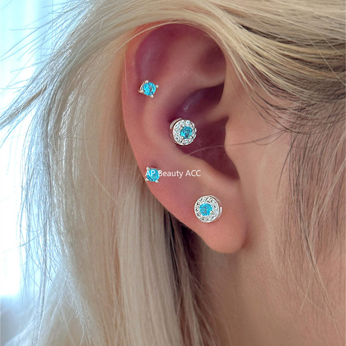 A관 - 투명 블루 큐빅 비대칭 스터드 귀걸이 [EH-4080] 25.10-4