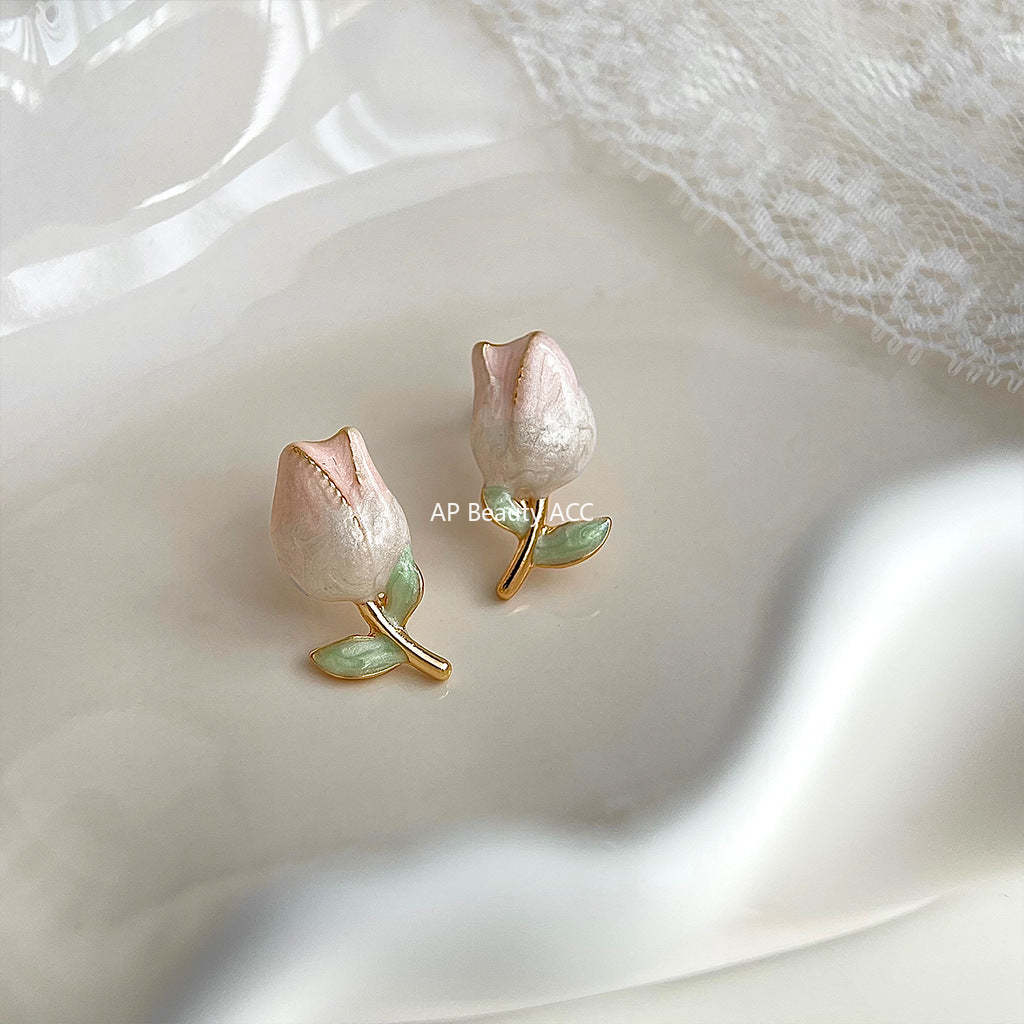 C관 - 숲 속 스타일 점점 변화하는 튤립 14K 도금 은침 귀걸이 [4420] 24.06-4