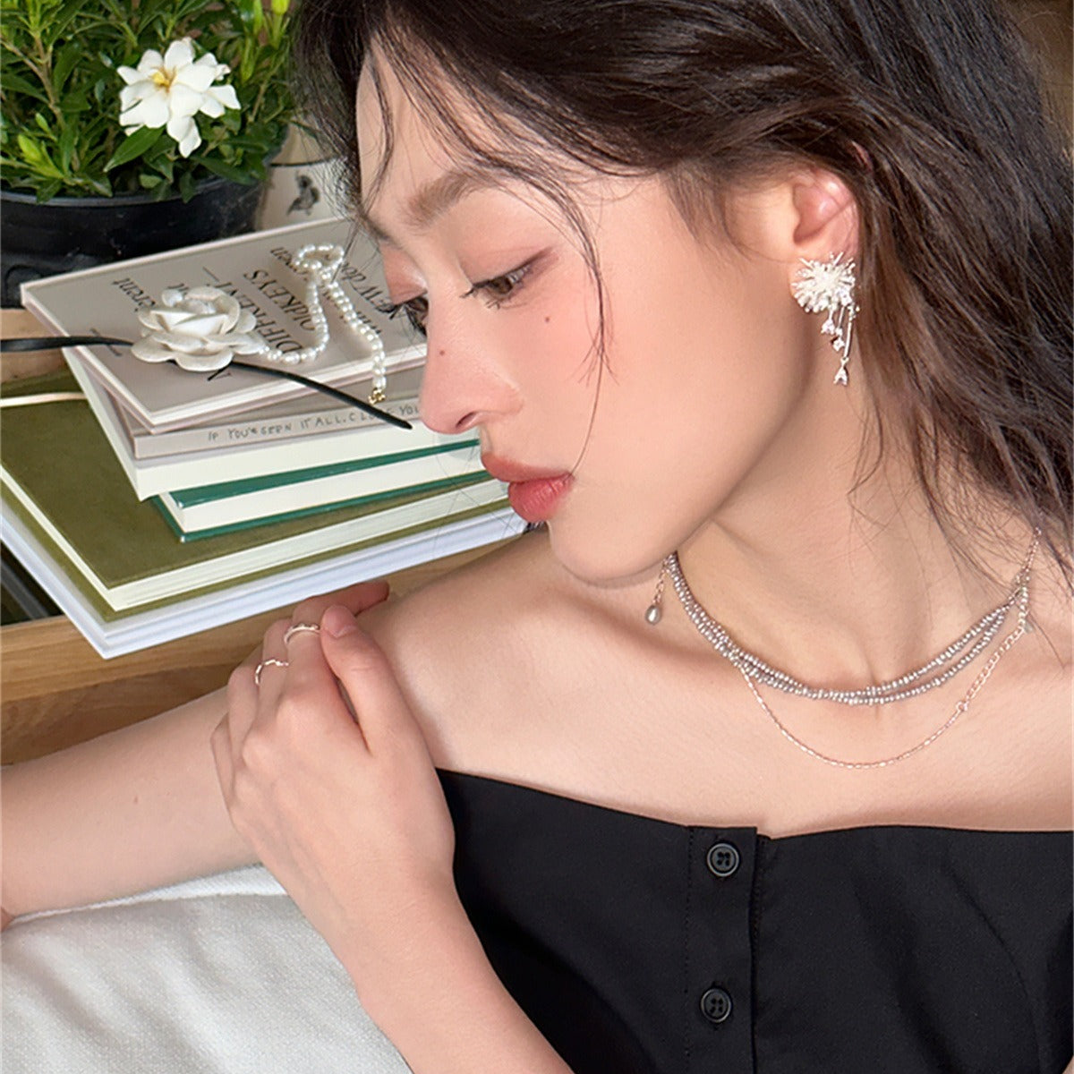 A관 - 큐빅 불꽃 디자인 드롭 귀걸이 [EH-4076] 25.10-4