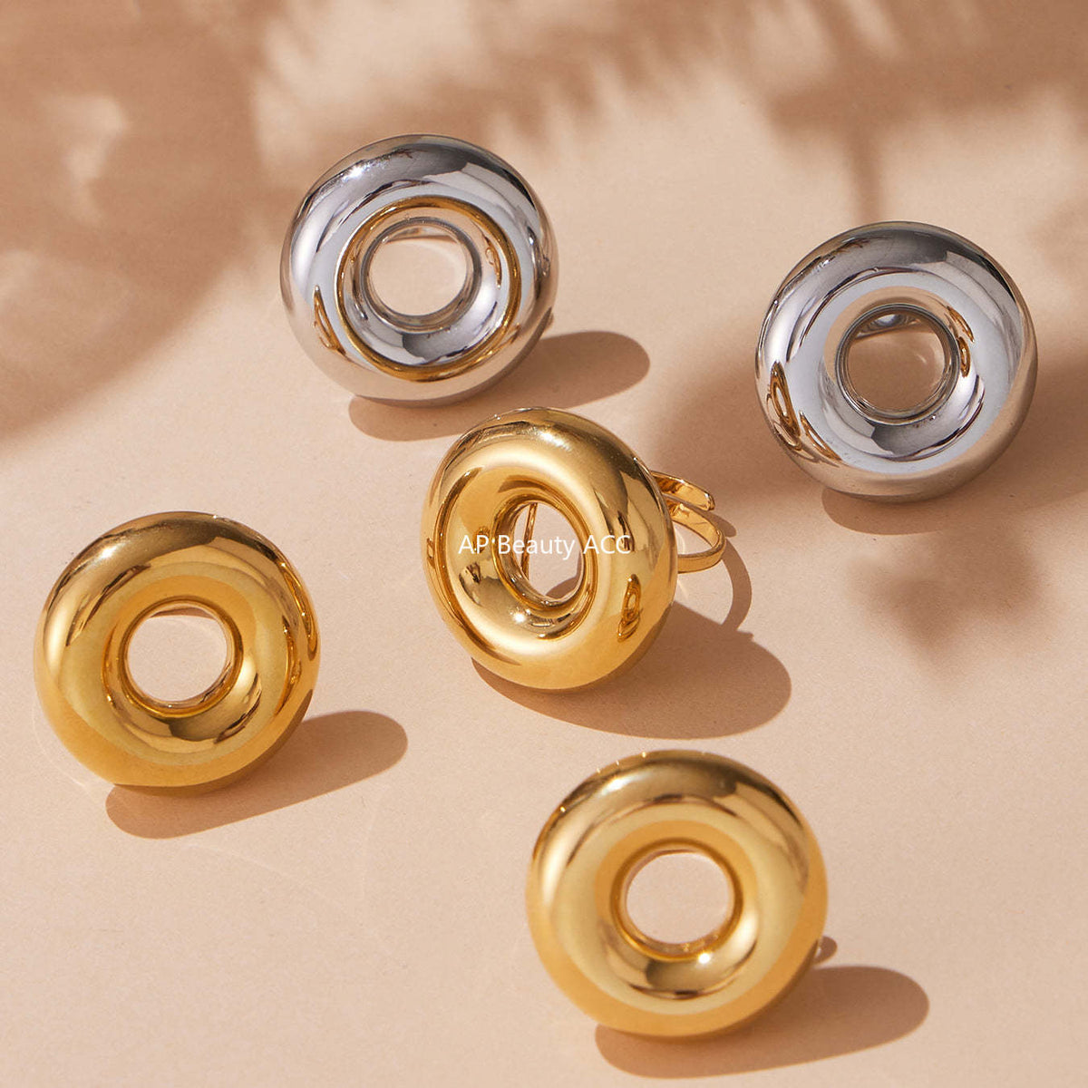 D관 - 빅 원형 오픈형 스테인리스 스틸 18K 도금 반지 [A076] 25.09-4