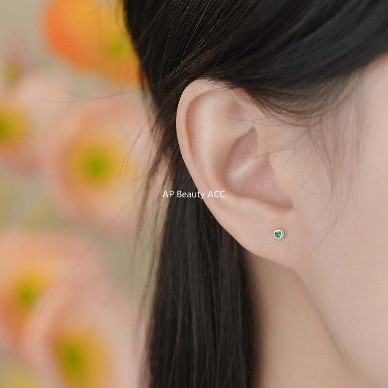 B관 - 999 실버 컬러 큐빅 스터드 귀걸이 [YC10043E] 25.12-1