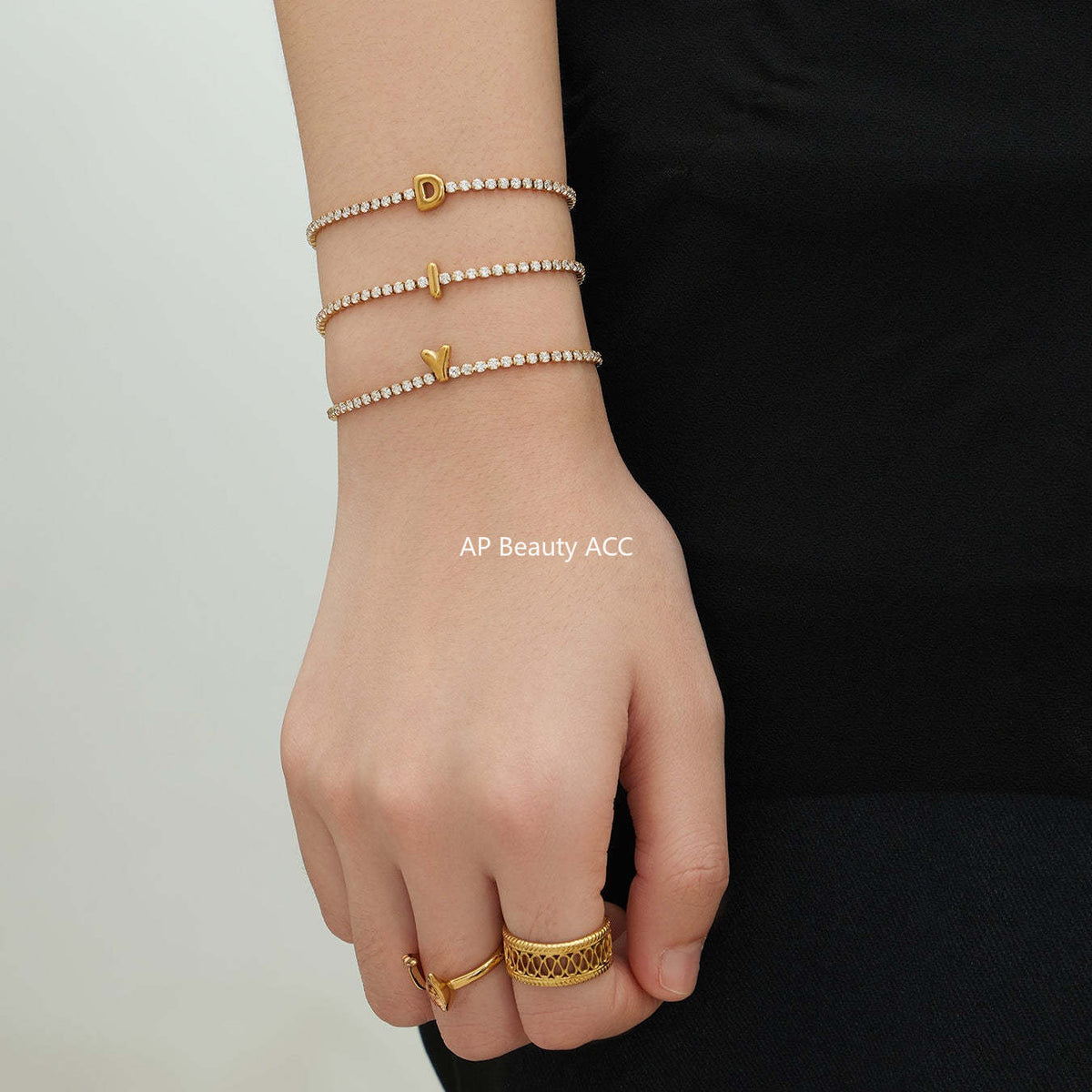D관 - 스테인리스 스틸 18K 도금 알파벳 큐빅 팔찌 [RE023] 25.12-3