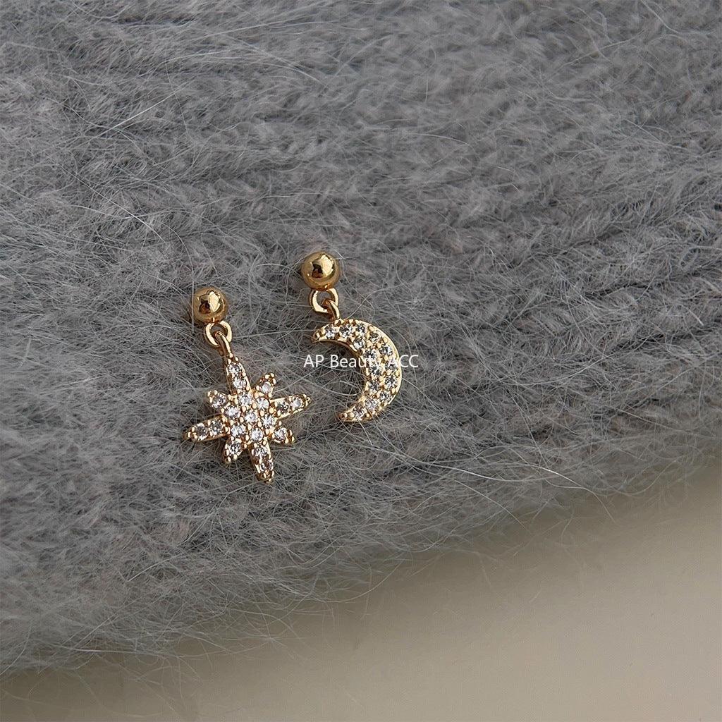 C관 - 미니 큐빅 비대칭 별 달 디자인 14K 도금 은침 유니크 귀걸이 [3616] 24.03-2