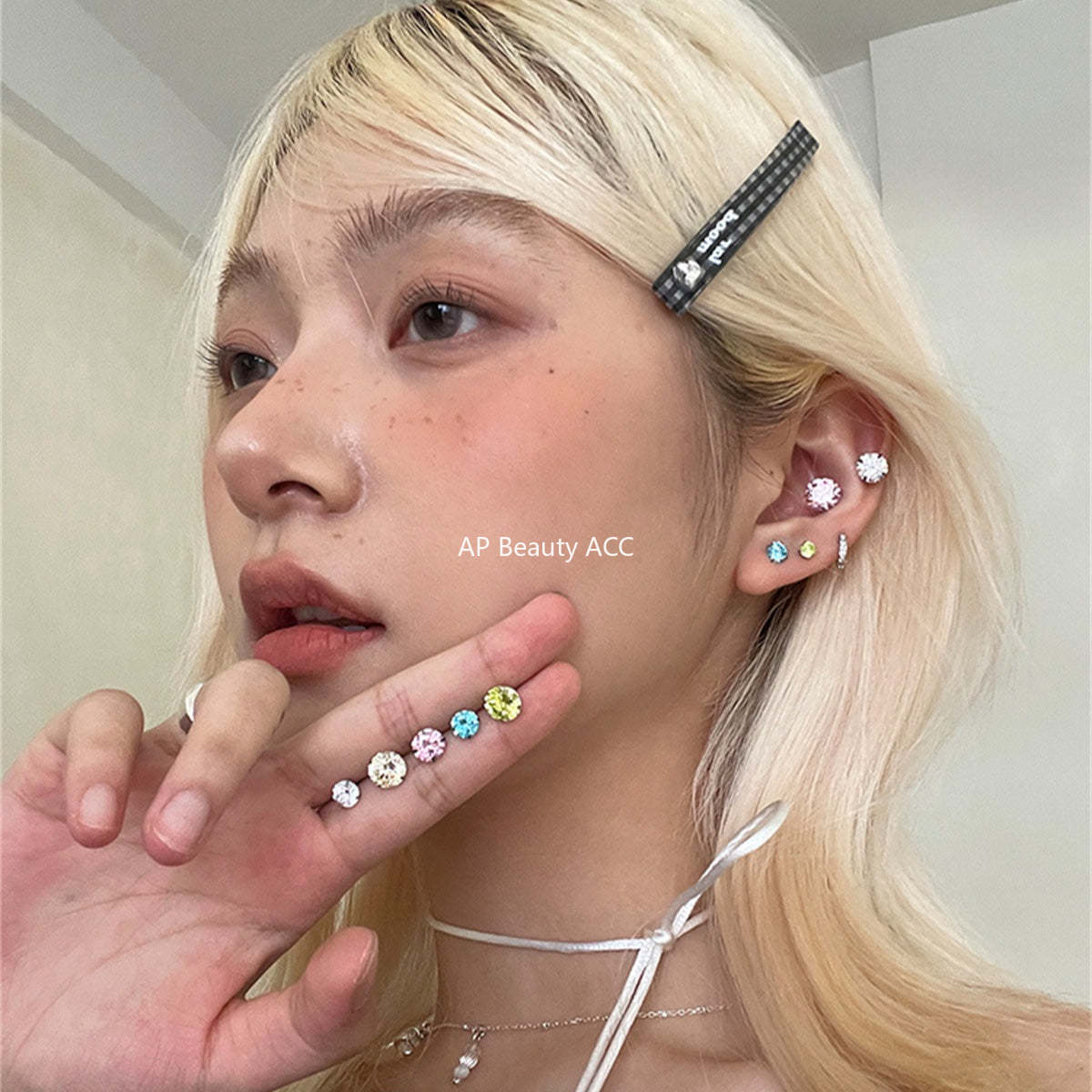 A관 - 티타늄 스틸 심플 화이트 큐빅 귀걸이 [EH-4085] 25.10-4