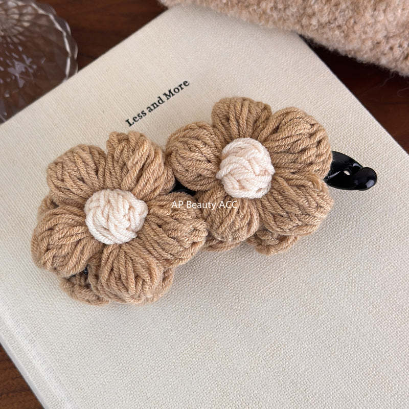 E관 - 레트로 니트 투 플라워 집게핀 [27628] 25.11-1