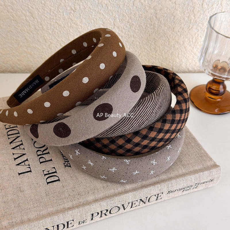E관 - 브라운 도트 패브릭 스펀지 머리띠 [27498] 25.09-4