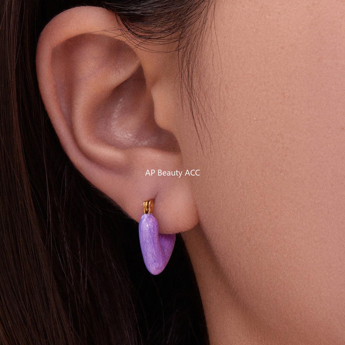 D관 - 티타늄 스틸 언밸런스 하트 18K 도금 귀걸이 [F924] 25.11-2