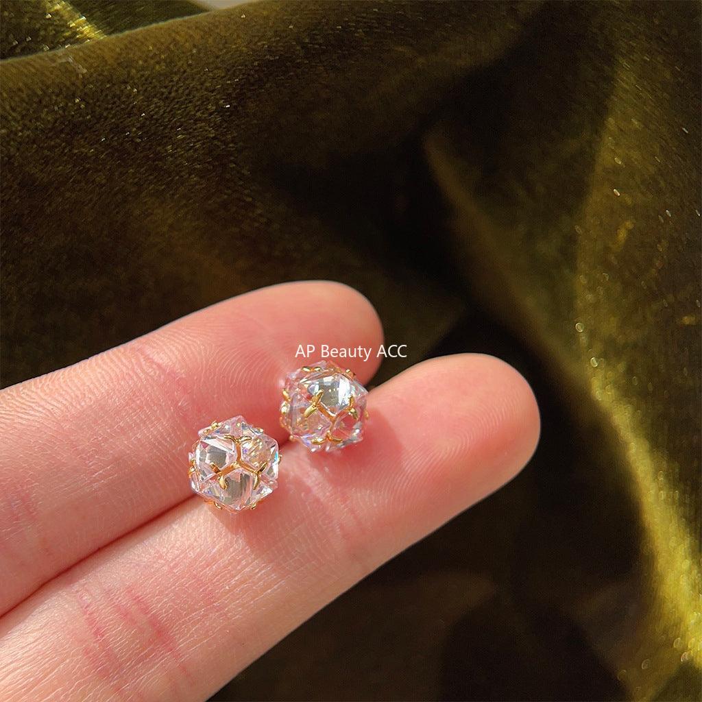 C관 - 고급스러운 14K 도금 입체적인 큐빅 귀걸이 [3693] 24.03-5