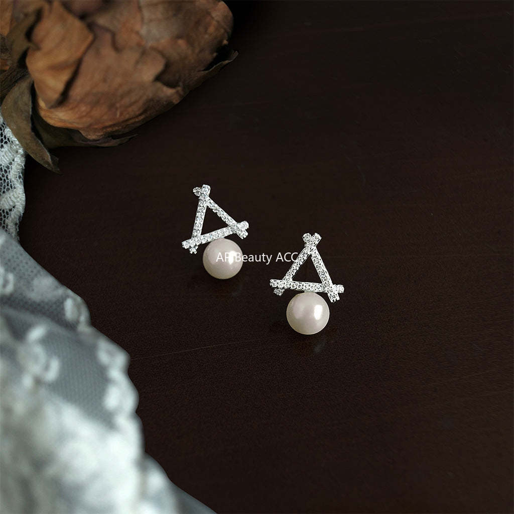 C관 - 미니 큐빅 은침 불규칙 글라스 진주 귀걸이 [4000] 24.05-1