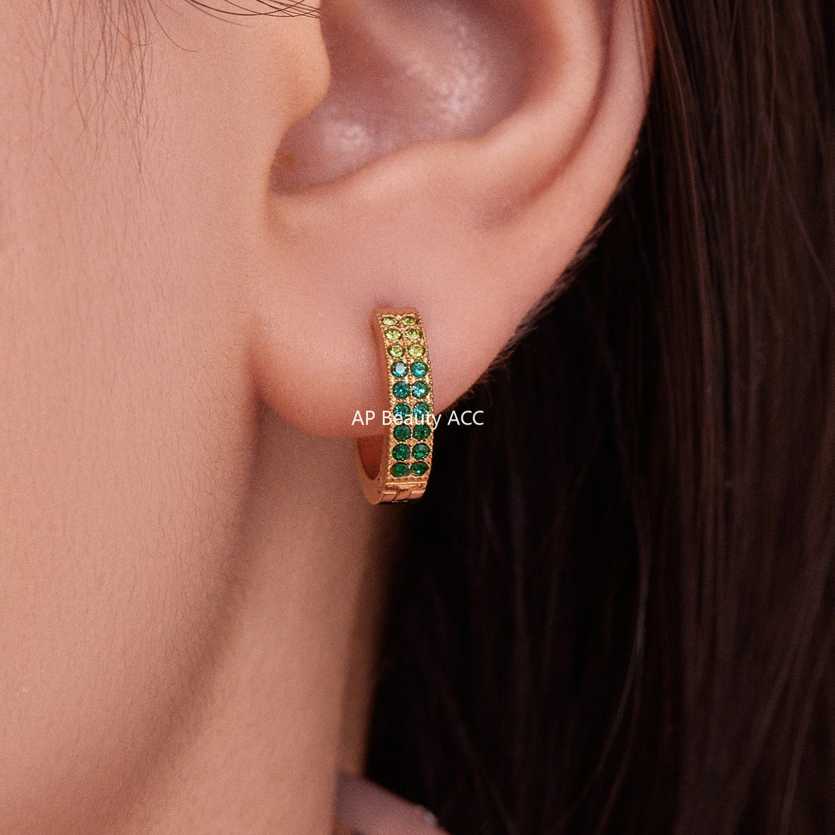 D관 - 스테인리스 18K 도금 C자형 멀티컬러 큐빅 귀걸이 [F798] 25.11-1