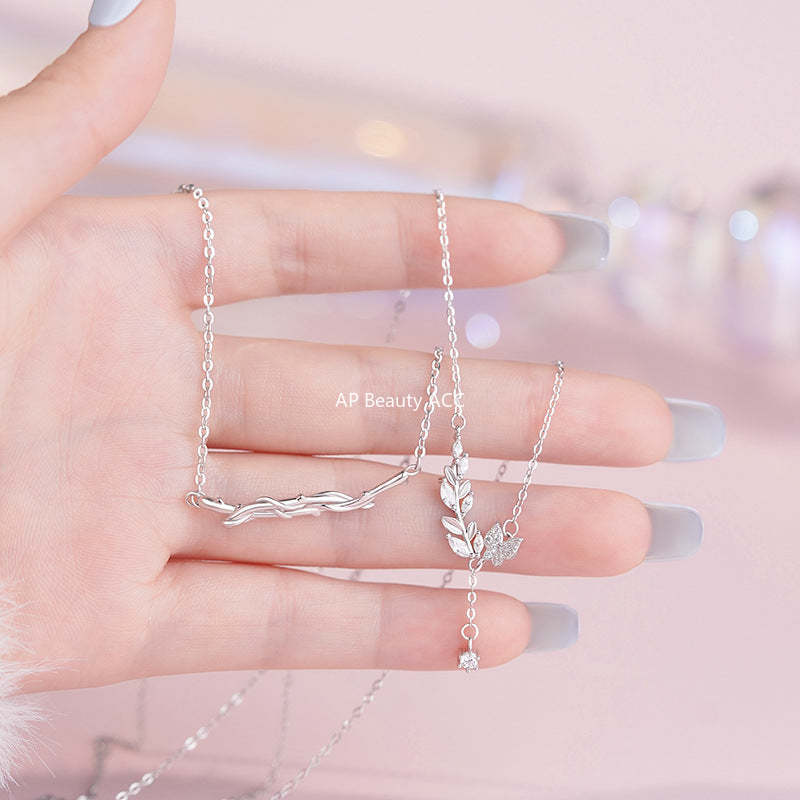B관 - 999 실버 플라워 나비 디자인 커플 목걸이 [YC1811N_1] 25.11-3