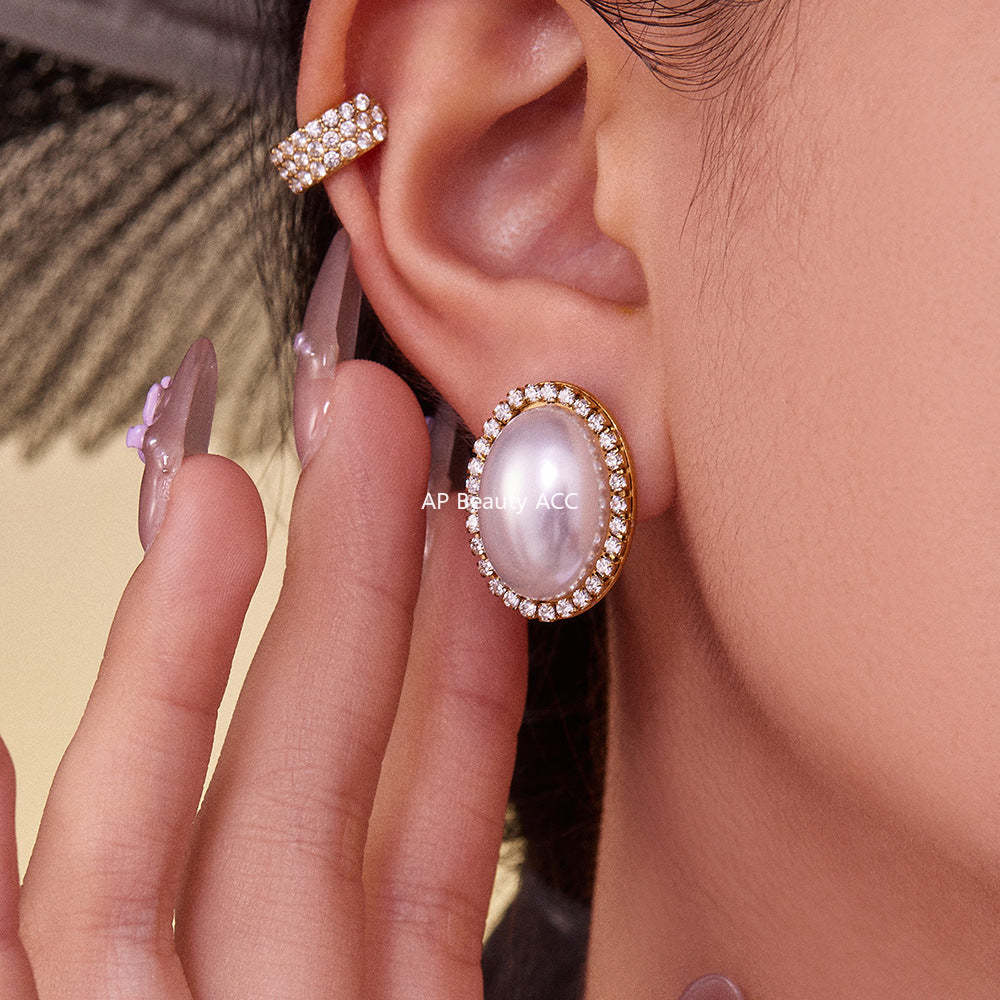 D관 - 스테인리스 18K 도금 타원형 자개진주 큐빅 귀걸이 [F793-F983] 25.10-5