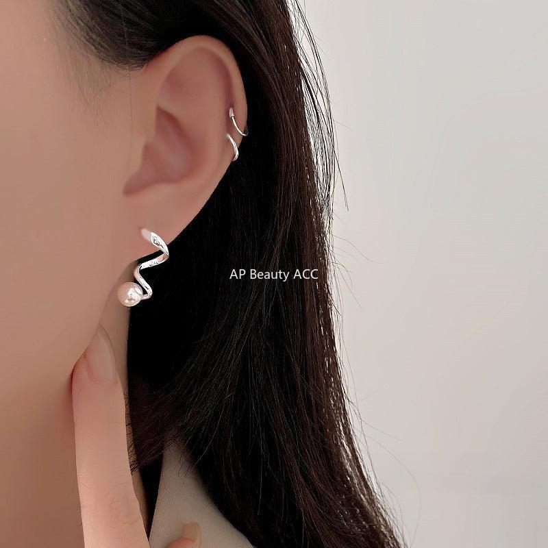 B관 - 925 실버 나선형 진주 귀걸이 [YC9700E] 24.02-1