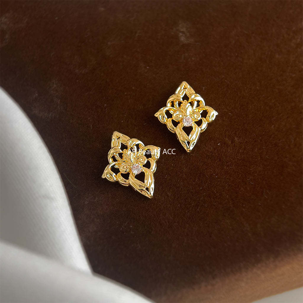 C관 - 다이아 모양 플라워 큐빅 925 은침 귀걸이 [7164] 25.11-4