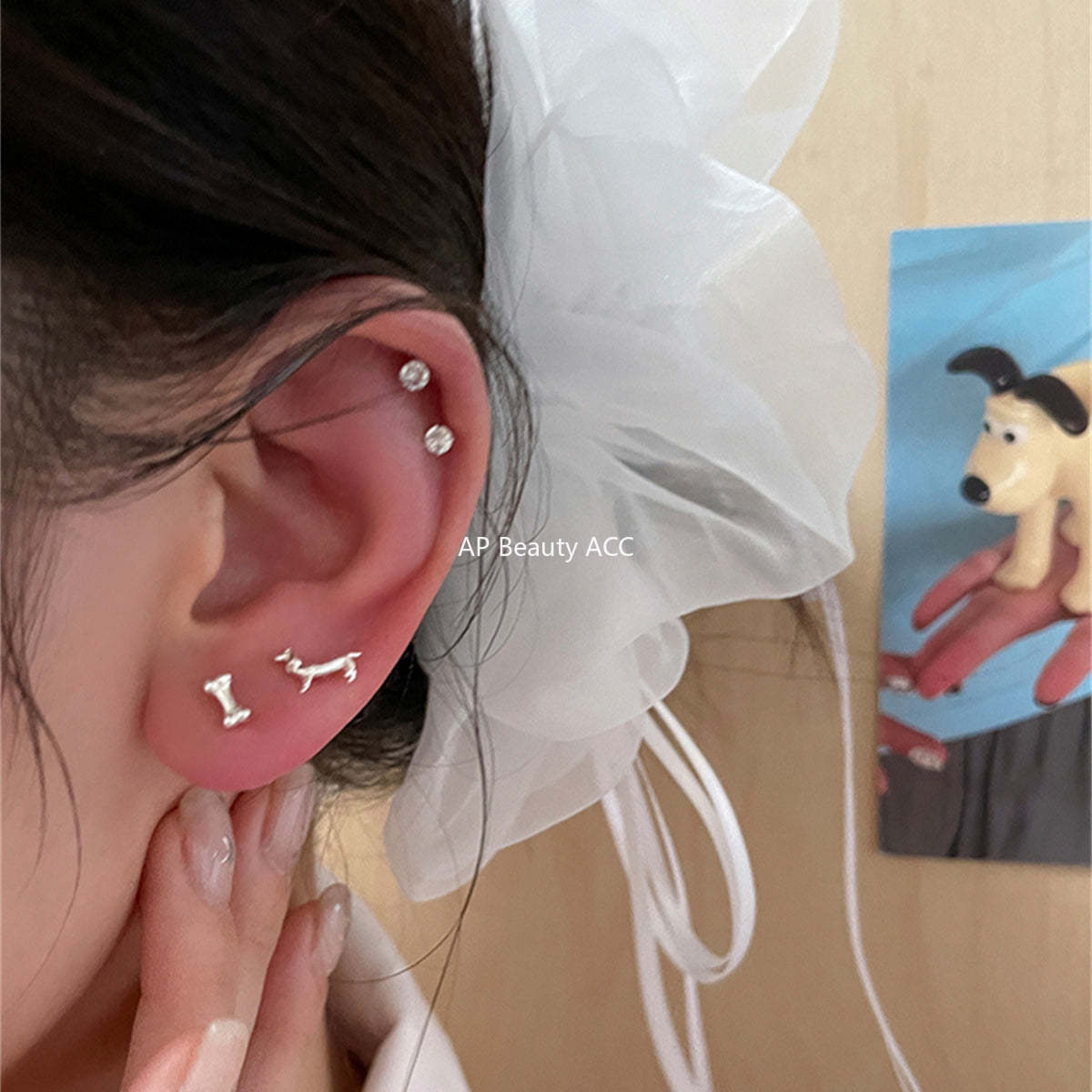 A관 - 닥스훈트 강아지 뼈 모양 비대칭 은침 귀걸이 [EH-3638] 25.06-2