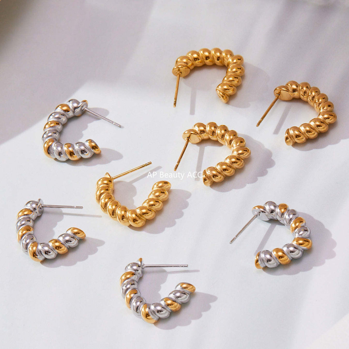 D관 - 스테인리스 18K 도금 투톤 꼬임 트위스트 모양 귀걸이 [F970] 25.10-5