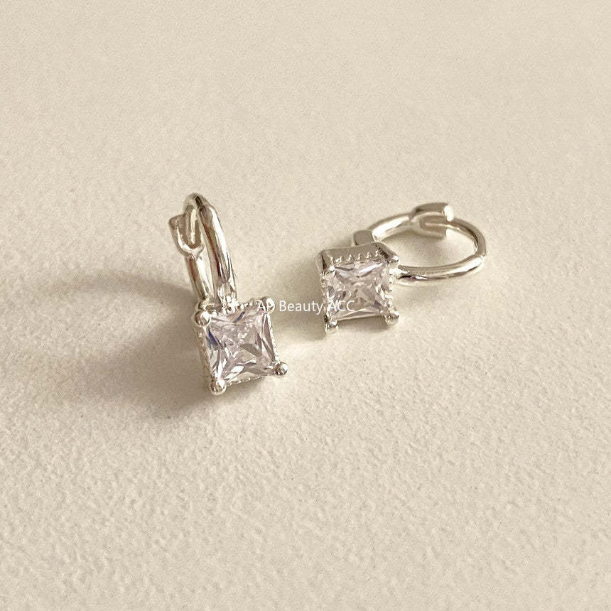 F관 - 925 실버 사각 큐빅 귀걸이 [C1230] 25.10-5
