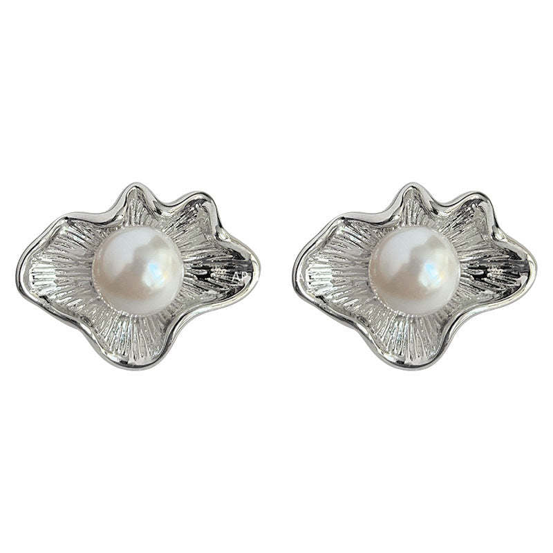 C관 - 디테일한 입체 패턴 세련된 귀걸이 [4117] 24.06-1