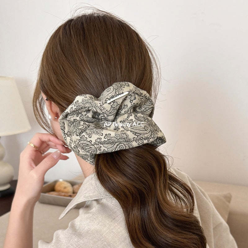 E관 - 레트로 페이즐리 패턴 대형 곱창 헤어밴드 [27630] 25.11-1