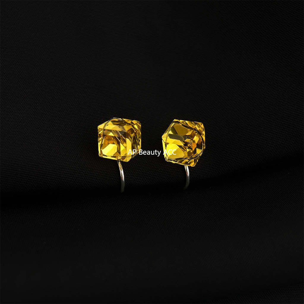 C관 - 18K 도금 에나멜 플라워 이어커프 귀걸이 [EJ0301S] 25.03-1