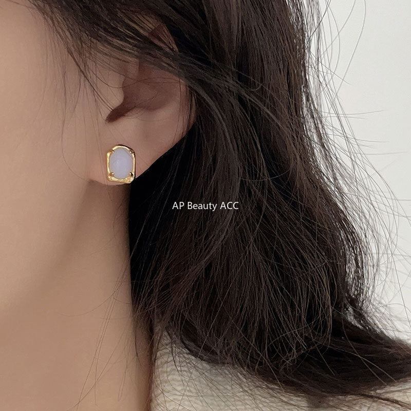 F관 - 925 실버 비정형 큐빅 스터드 귀걸이 [C1222] 25.10-1