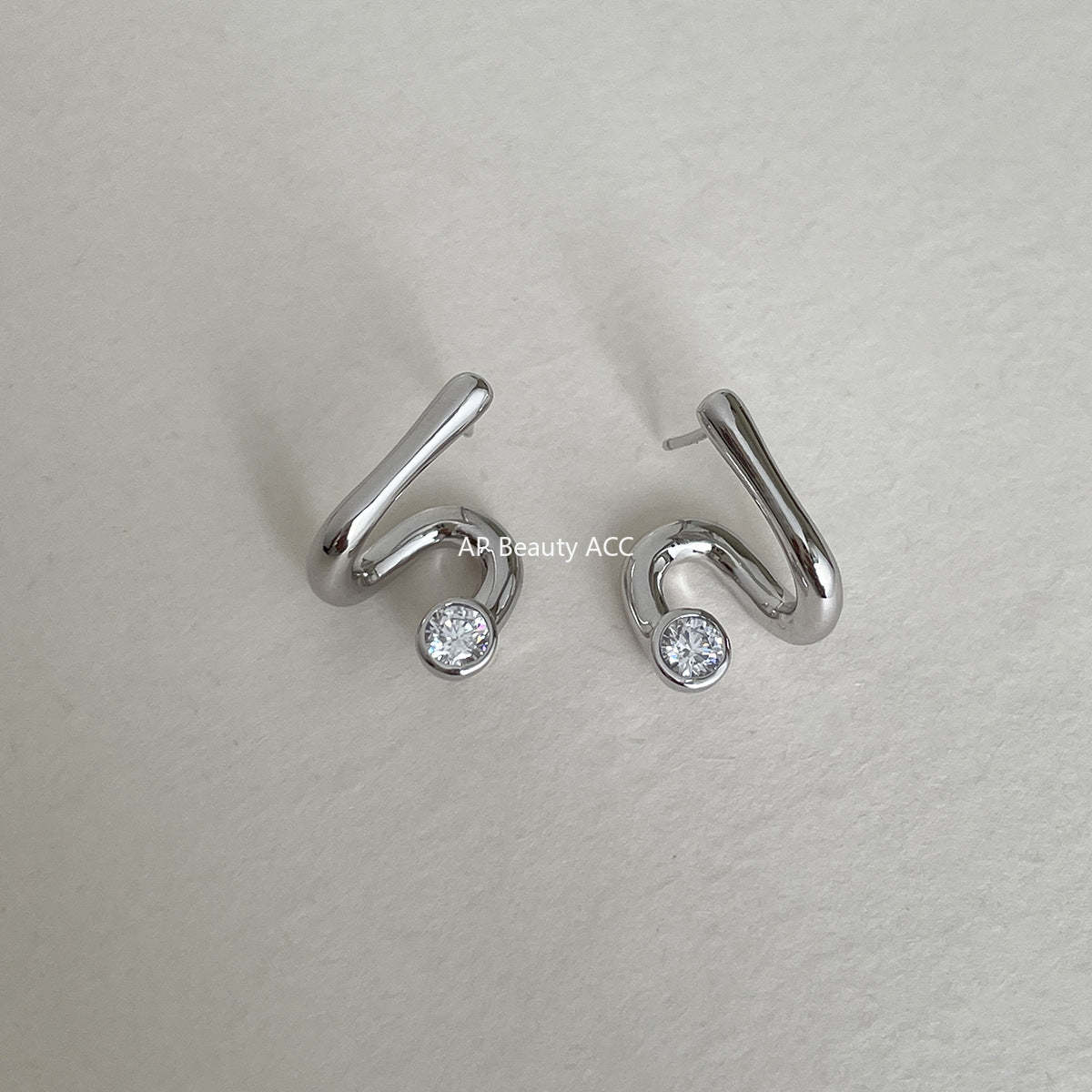 A관 - 925 은침 라인 곡선 디자인 큐빅 귀걸이 [EH-4049] 25.10-5