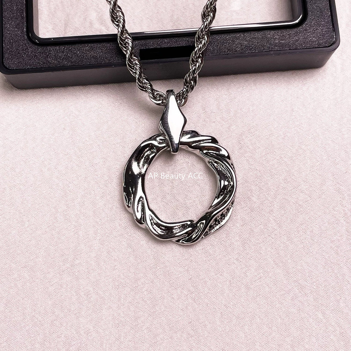 G관 - 큐빅 뫼비우스 펜던트 체인 목걸이 [X1190] 25.10-1