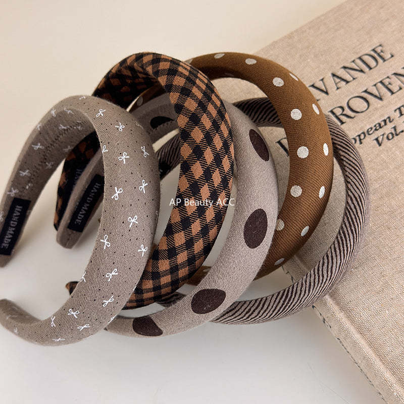 E관 - 브라운 도트 패브릭 스펀지 머리띠 [27498] 25.09-4