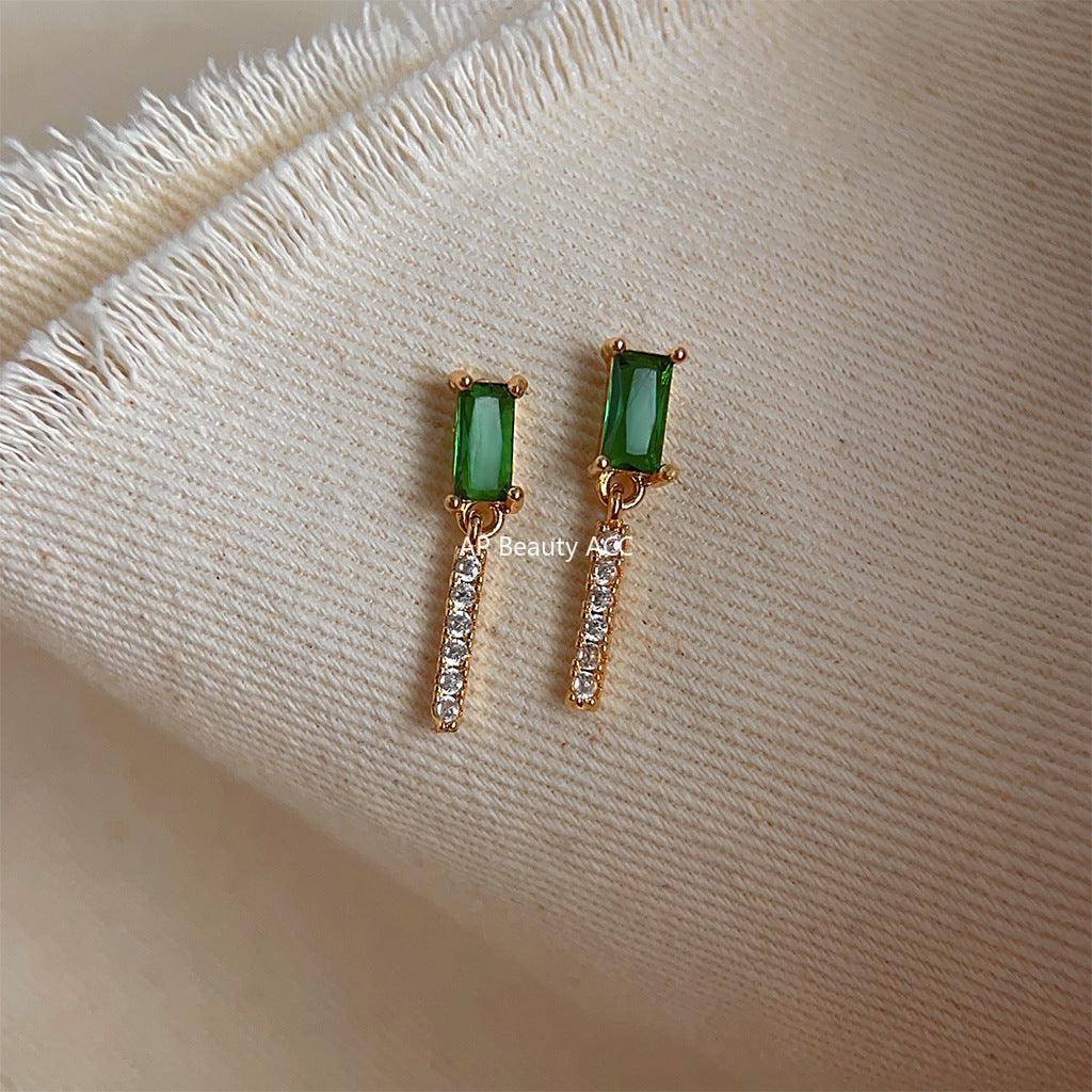 C관 - 미세 큐빅 작은 앰버 그린 은침 14K 도금 귀걸이 [3647] 24.03-4
