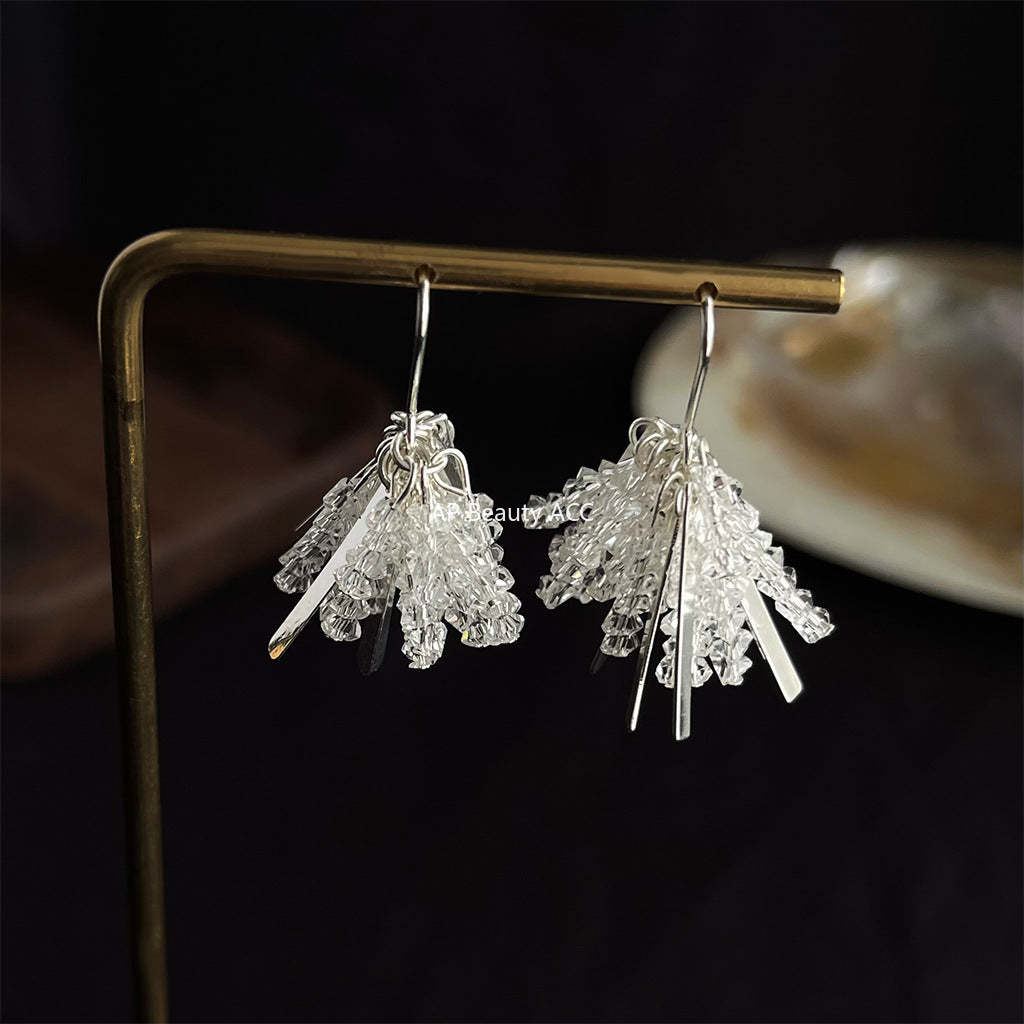 C관 - 유리 크리스탈 섬세한 디테일 귀걸이 [4329] 24.06-3