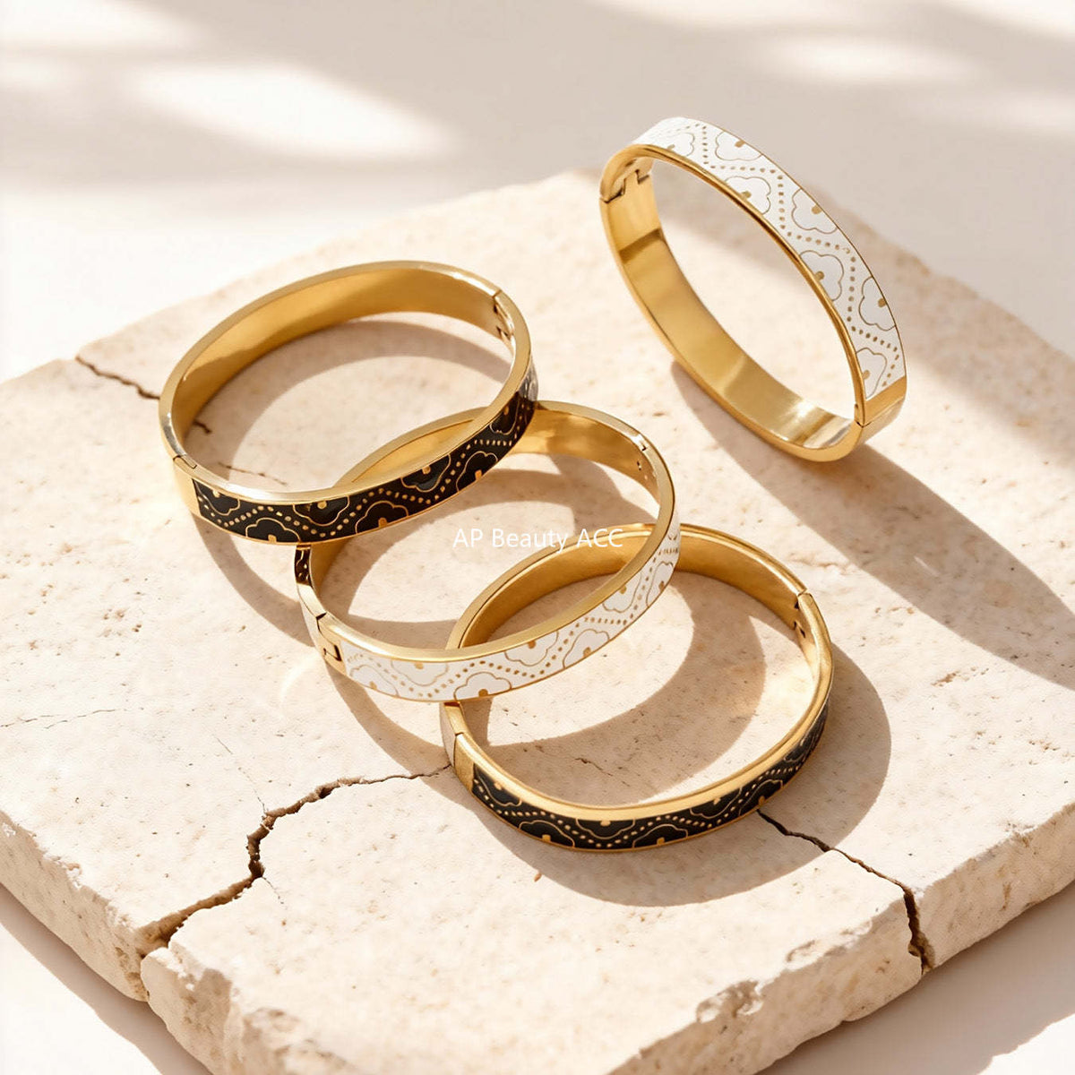 D관 - 스테인리스 스틸 18K 도금 에나멜 문양 버클 팔찌 [Z528] 25.12-3