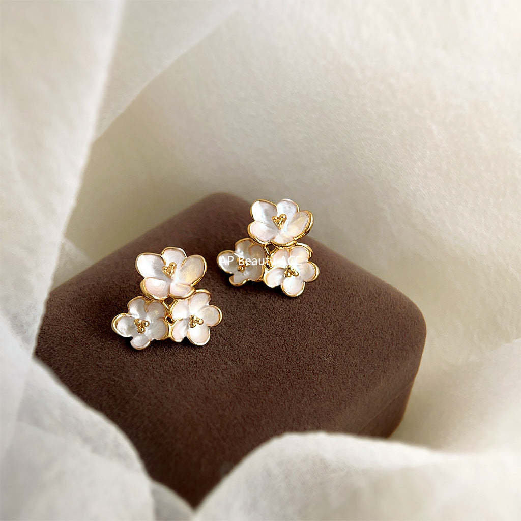 C관 - 14K 도금 오스만 꽃 디테일 우아한 심플 귀걸이 [4338] 24.07-1