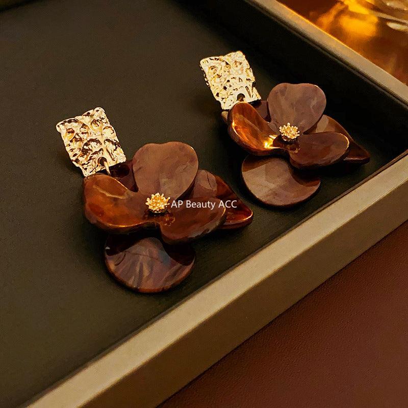 C관 - 실버 플라워 아크릴 레트로 유니크 럭셔리 귀걸이 [E18974] 24.03-3