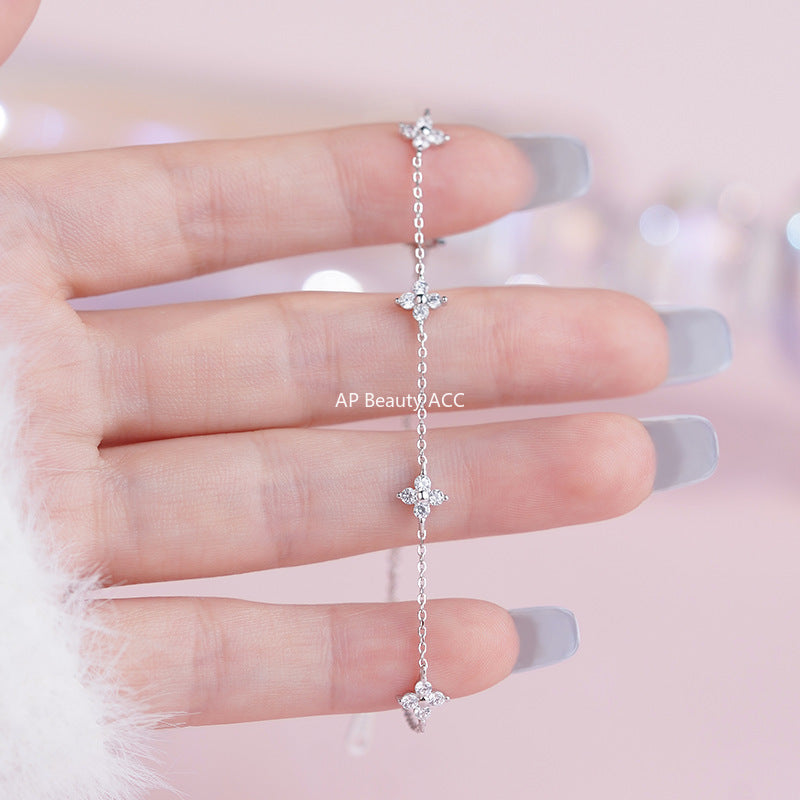 B관 - 925 실버 큐빅 플라워 팔찌 [YC4953SL_1] 25.10-1