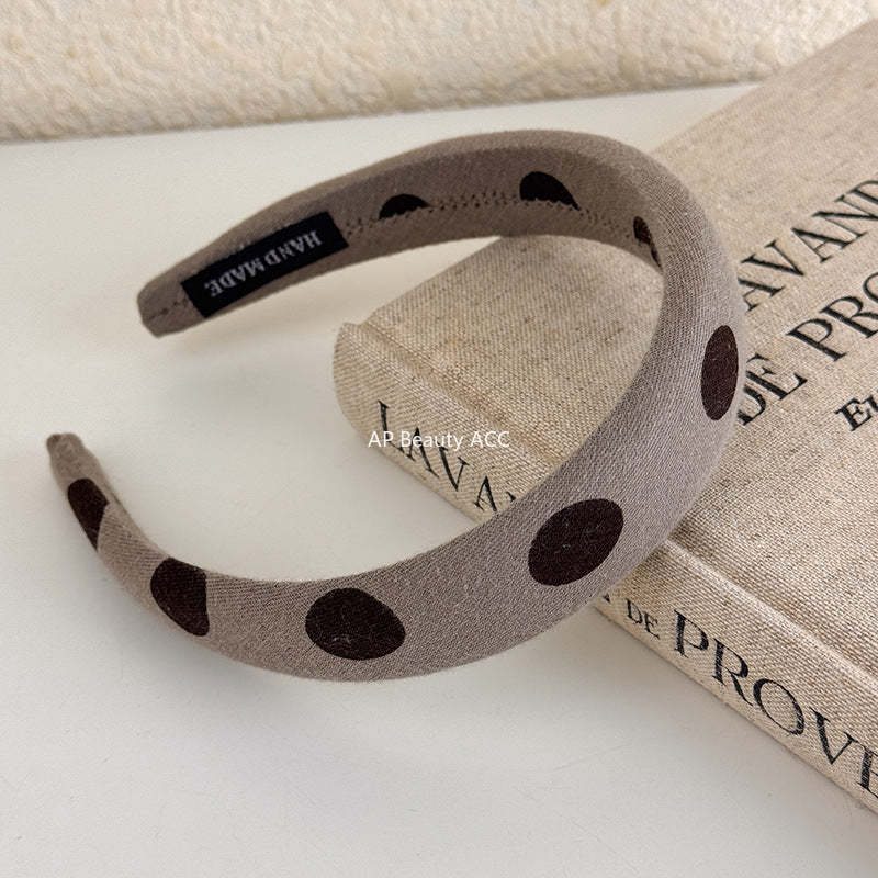 E관 - 브라운 도트 패브릭 스펀지 머리띠 [27498] 25.09-4