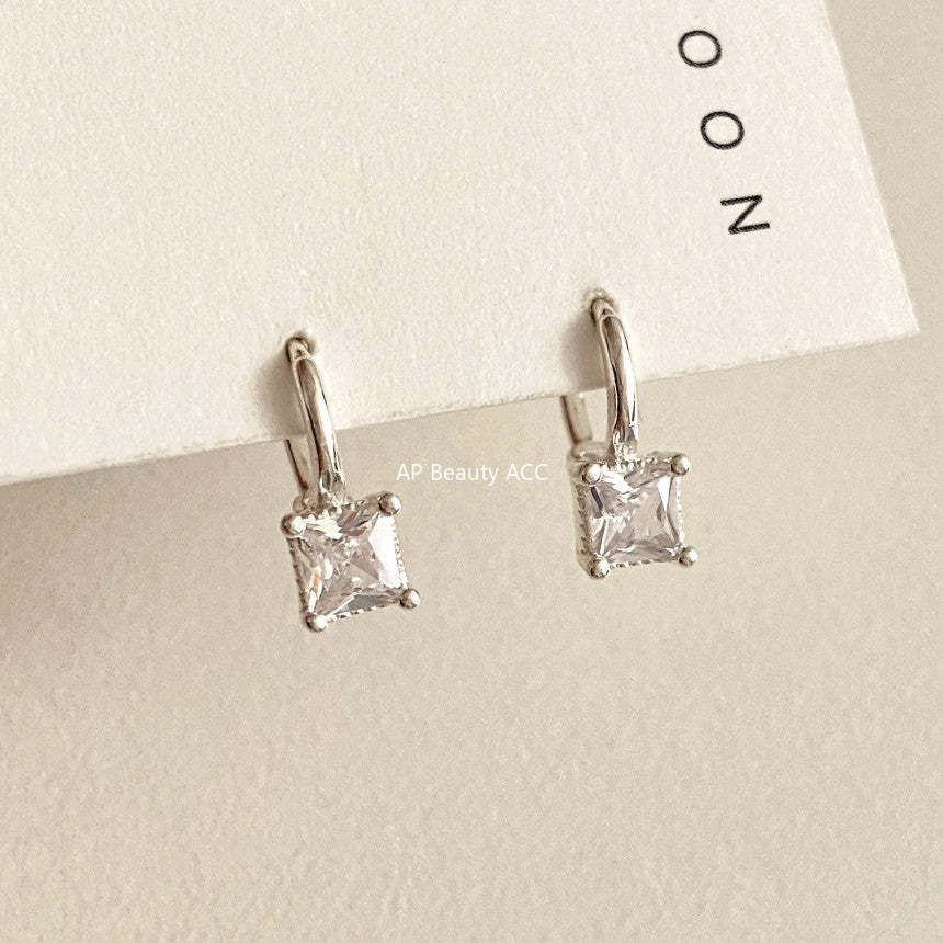 F관 - 925 실버 사각 큐빅 귀걸이 [C1230] 25.10-5