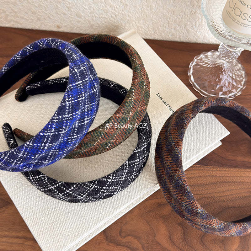 E관 - 체크 니트 입체 와이드 머리띠 [27500] 25.09-4