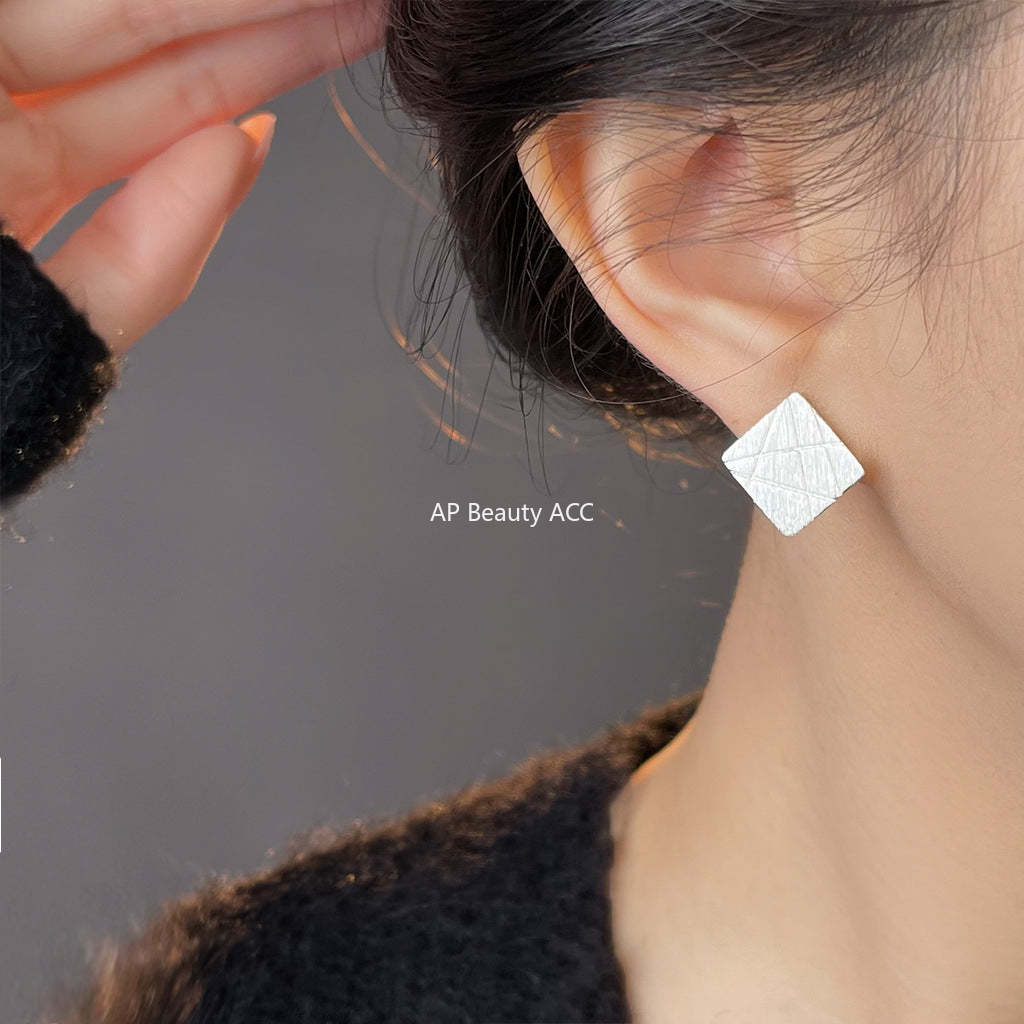 C관 - 텍스처 925 은침 14K 도금 사각 라인 귀걸이 [5308-5309] 25.01-1