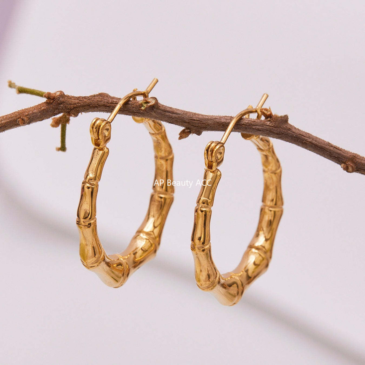 D관 - 스테인리스 18K 도금 대나무 마디 U자형 귀걸이 [F622] 25.10-5