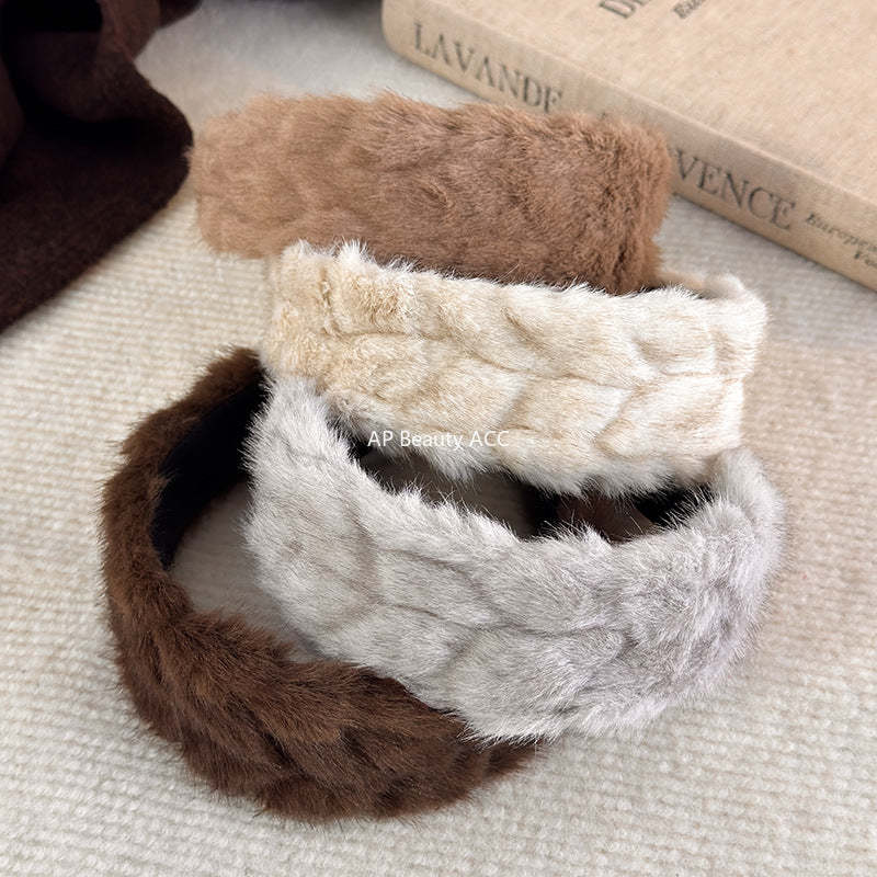 E관 - 단색 퍼 소재 땋은 디자인 머리띠 [27765] 25.12-2