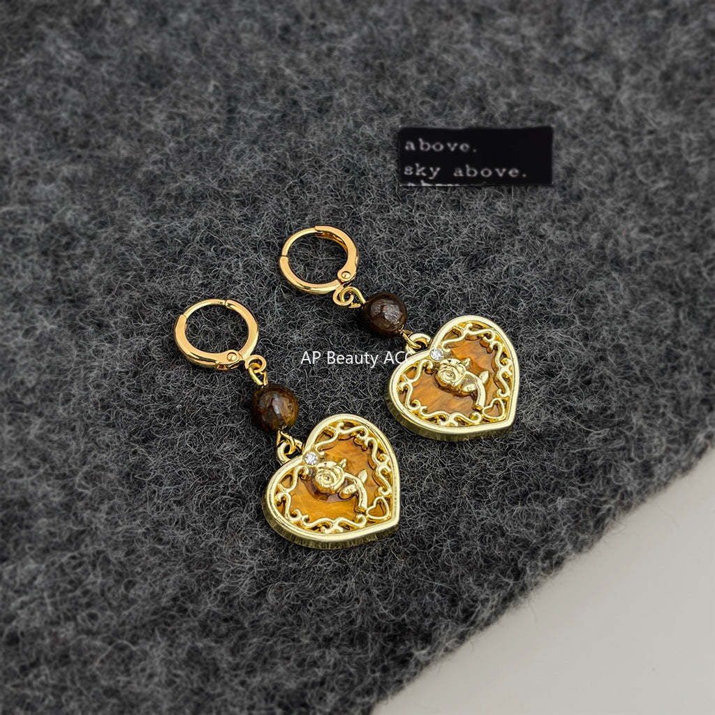 C관 - 하트 레진 플라워 호안석 핸드메이드 귀걸이 [7148] 25.11-4