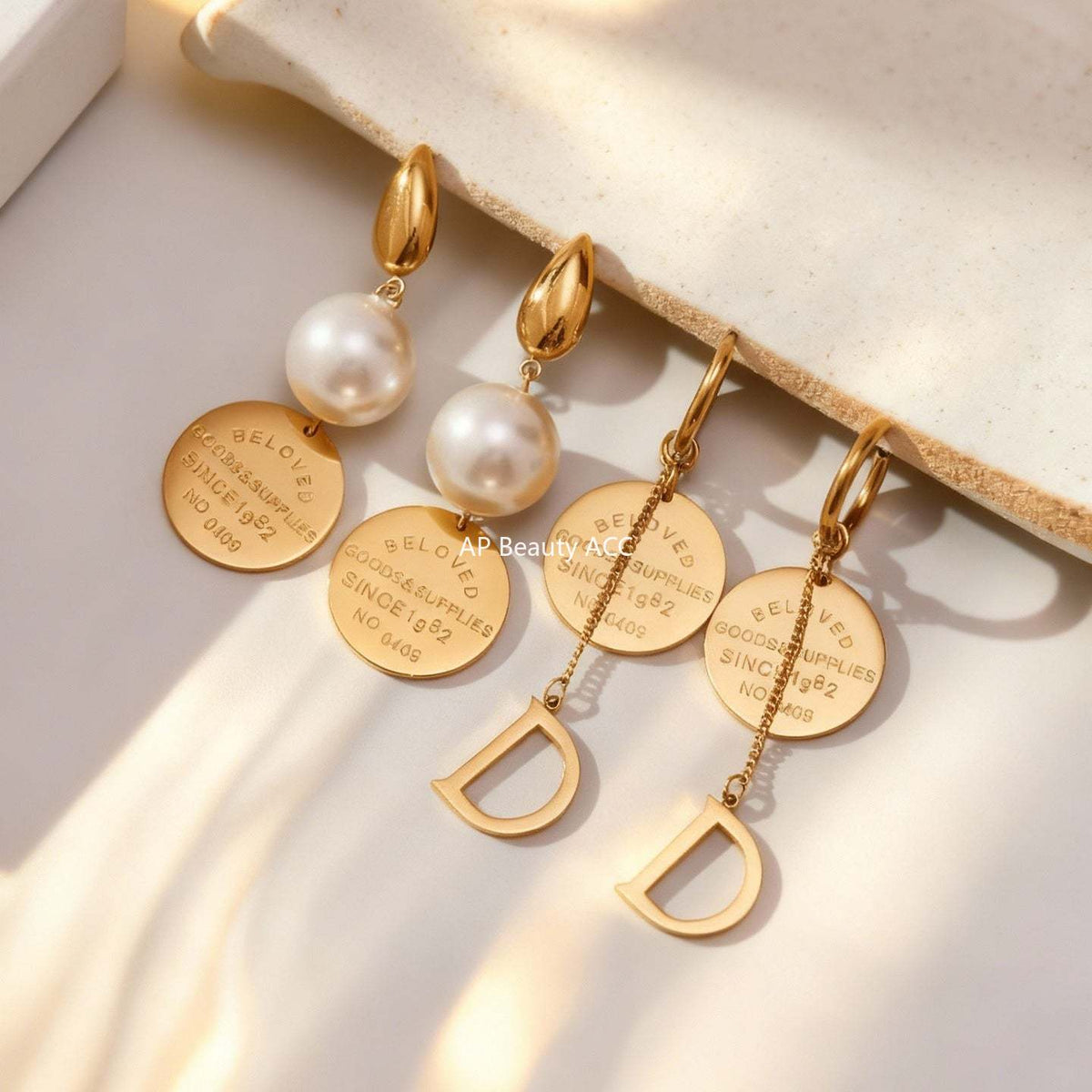 D관 - 플레이트 알파벳 D 비즈 18K 도금 스테인리스 스틸 귀걸이 [F860-F861] 25.12-2